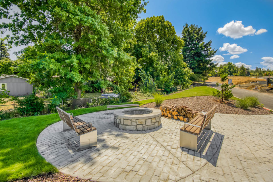 Lancaster Park Townhome - Arbor Homes - Home Builders Oregon